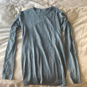 Lululemon Green long sleeve running top